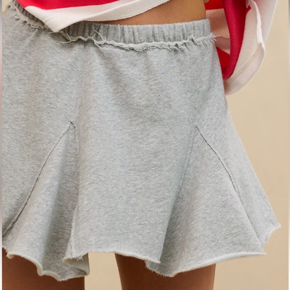 AERIE FLEECE GODET MINI SKIRT NWT L - Picture 2 of 7